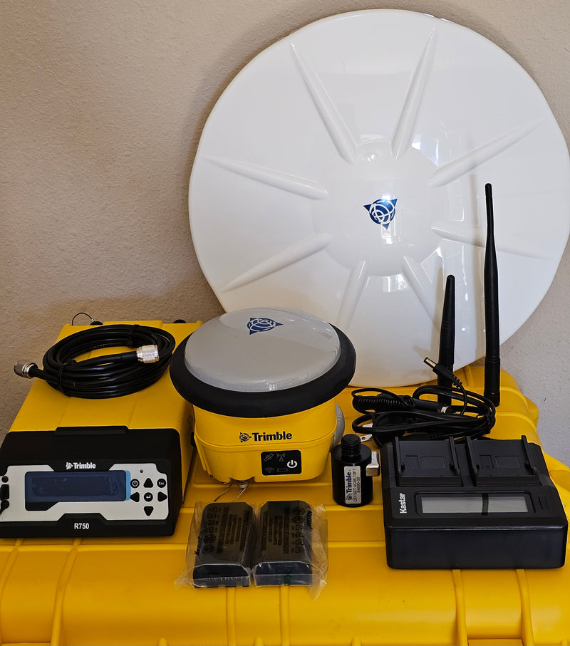 Trimble Rover System R780 Trimble R750 Base and R780 Rover GNSS RTK System 900 MHz Machine Co ...