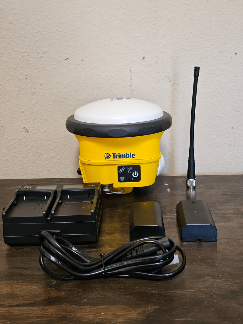 Trimble SPS986 UHF Receiver