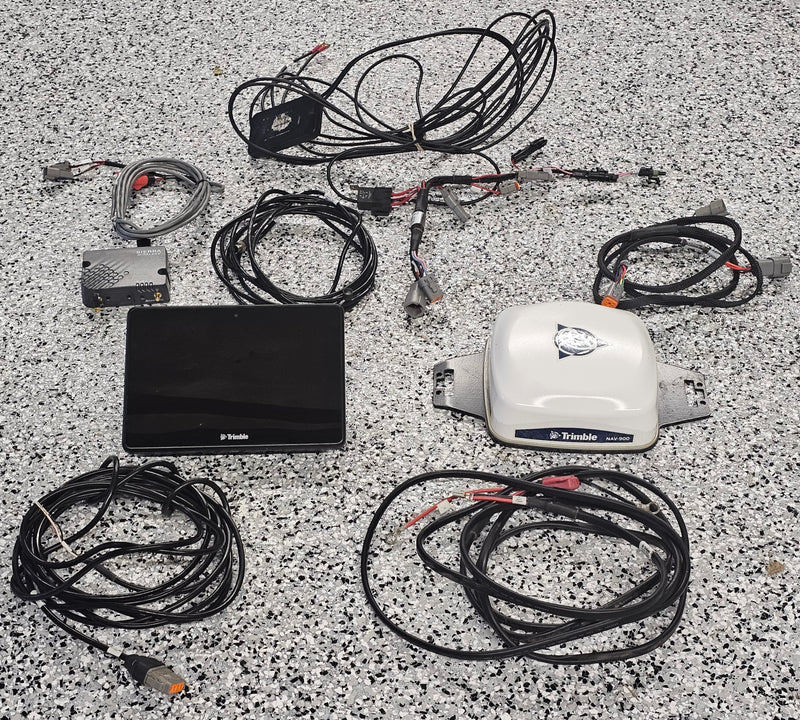 Trimble AG GFX-1060 w/ NAV-900 FIELD IQ VARIABLE RATE SYSTEM