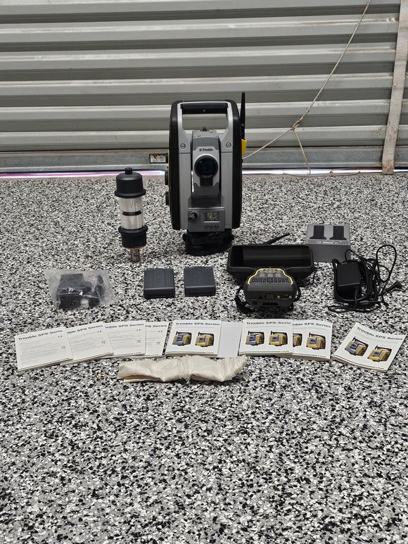 Trimble SPS930 1" UTS Robotic Total Station Kit, TSC7 + Siteworks Perpetual